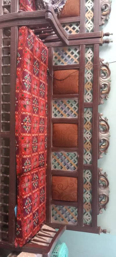 Wooden curved 5 seater sofa with cushions - Good Condition