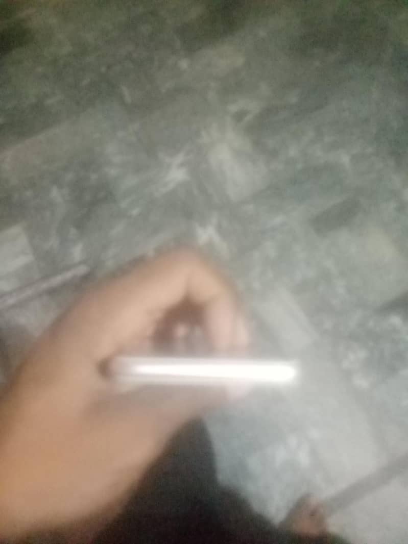 Apple iPhone 7 3