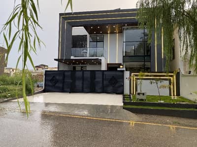 MPCHS - Block C House Sized 2450 Square Feet For sale
