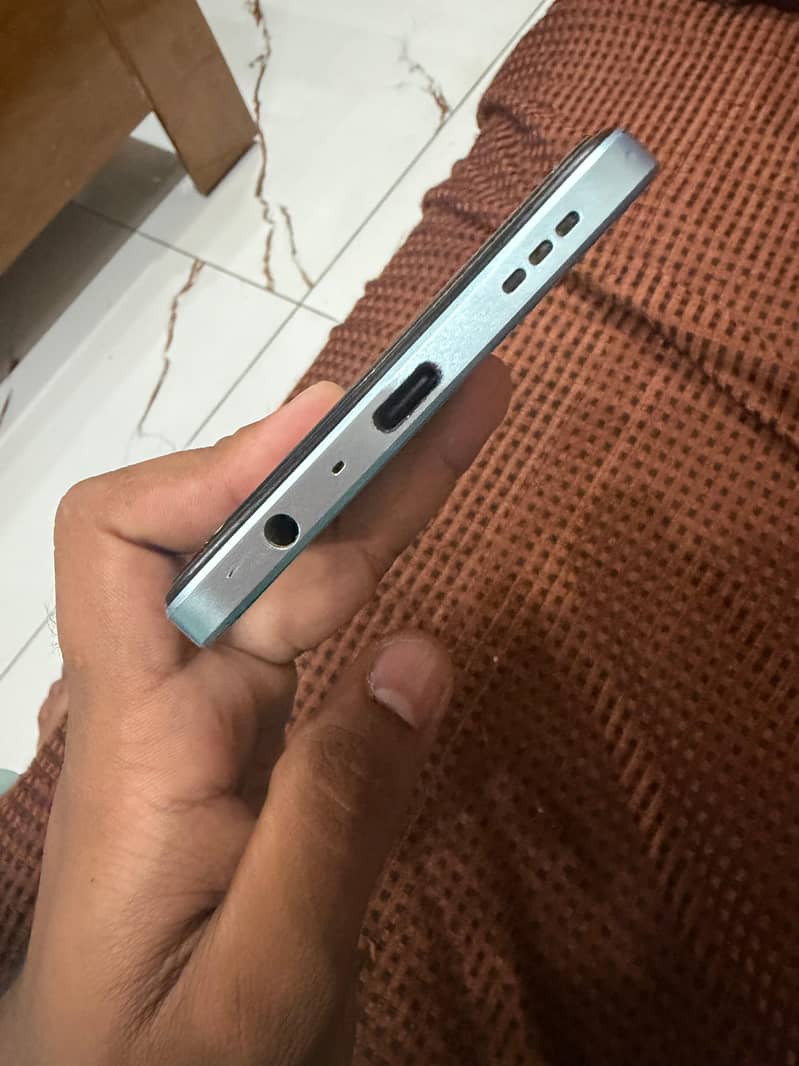 OPPO A3x 3
