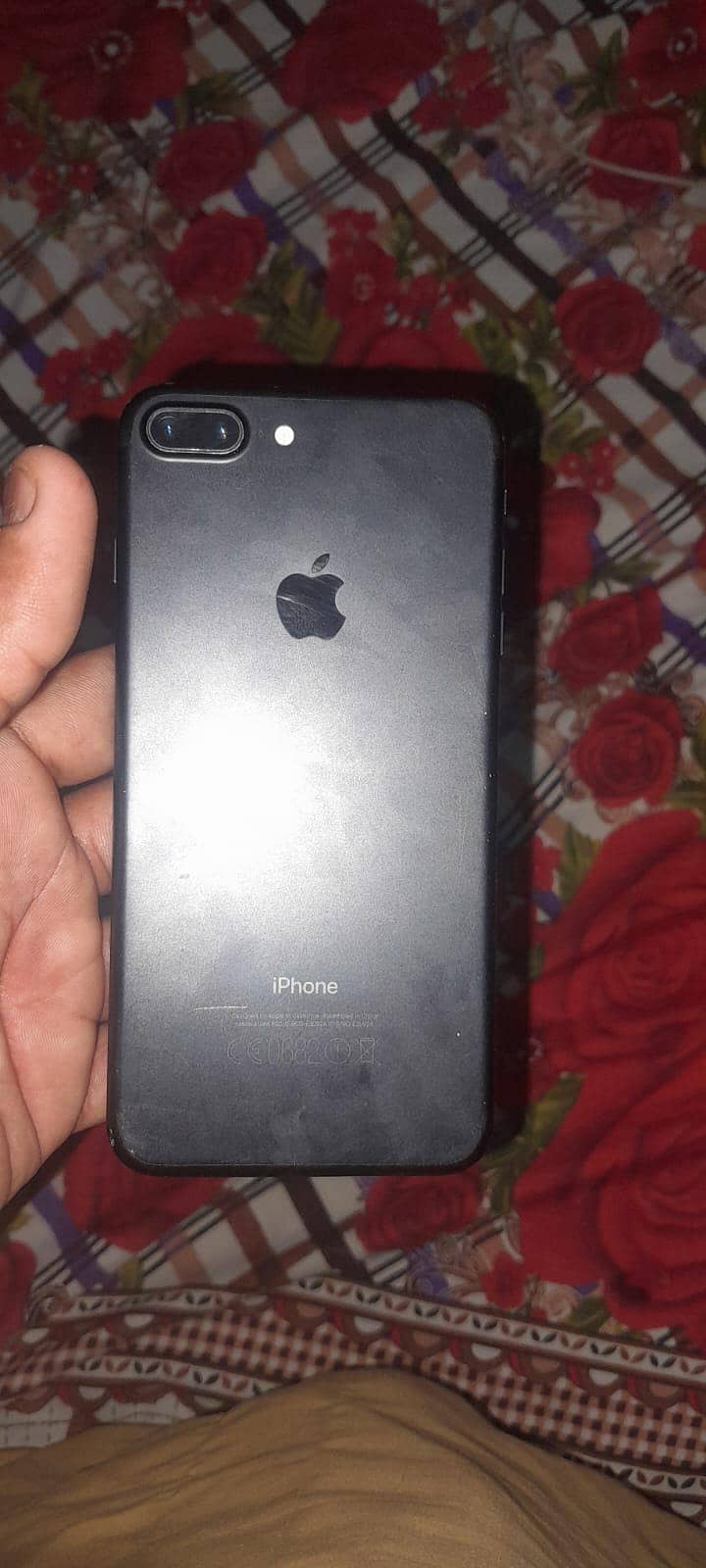Apple iPhone 7 Plus 1