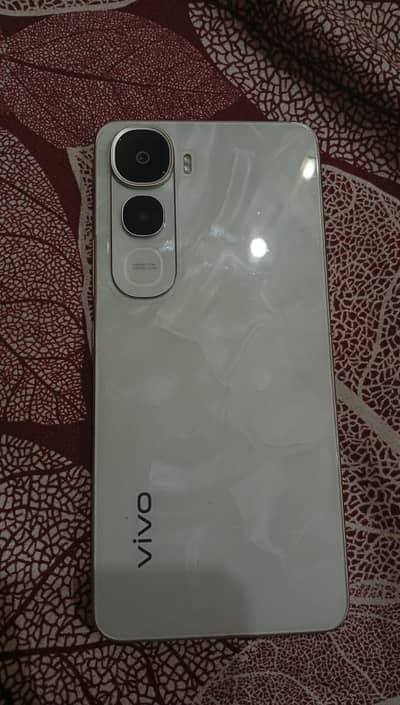 vivo Y400