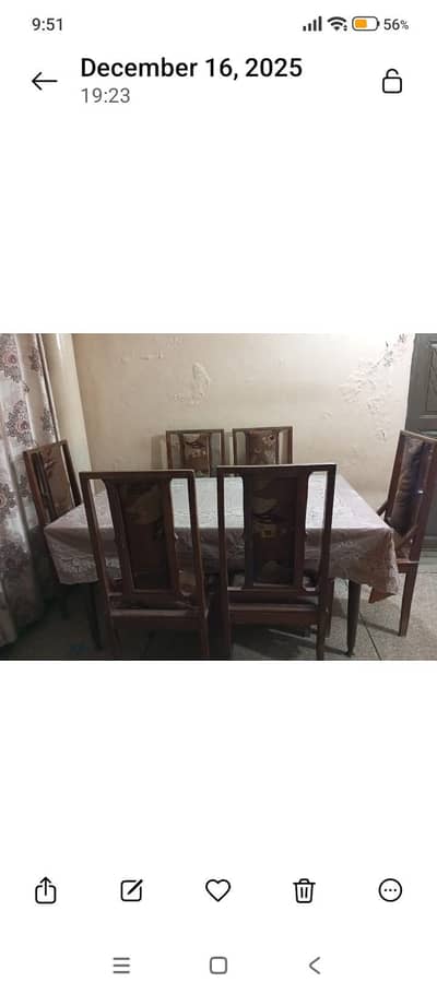 dinning table with 6chair