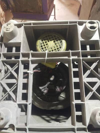 washing machine bohat achi condition ha new motor install copper