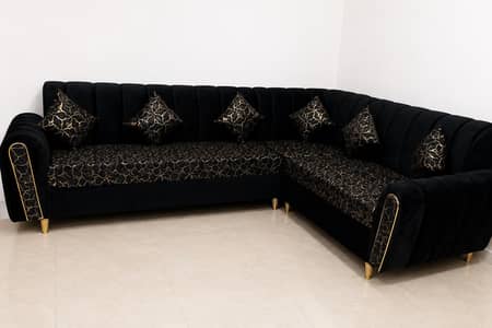 10 by 9 condition L shaped sofa with seven cution