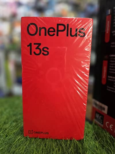 One Plus 13s global
