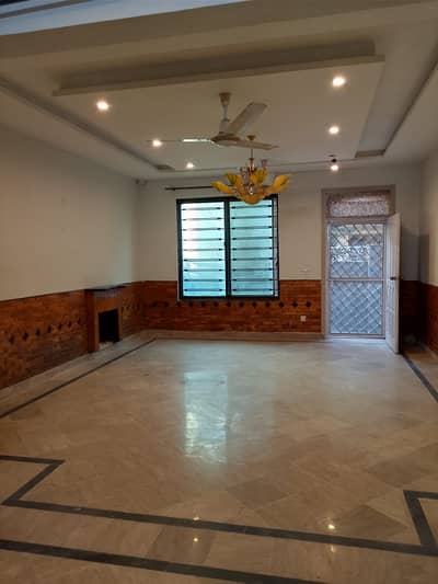 Ground Floor For Rent in G-13 (10 Marla)