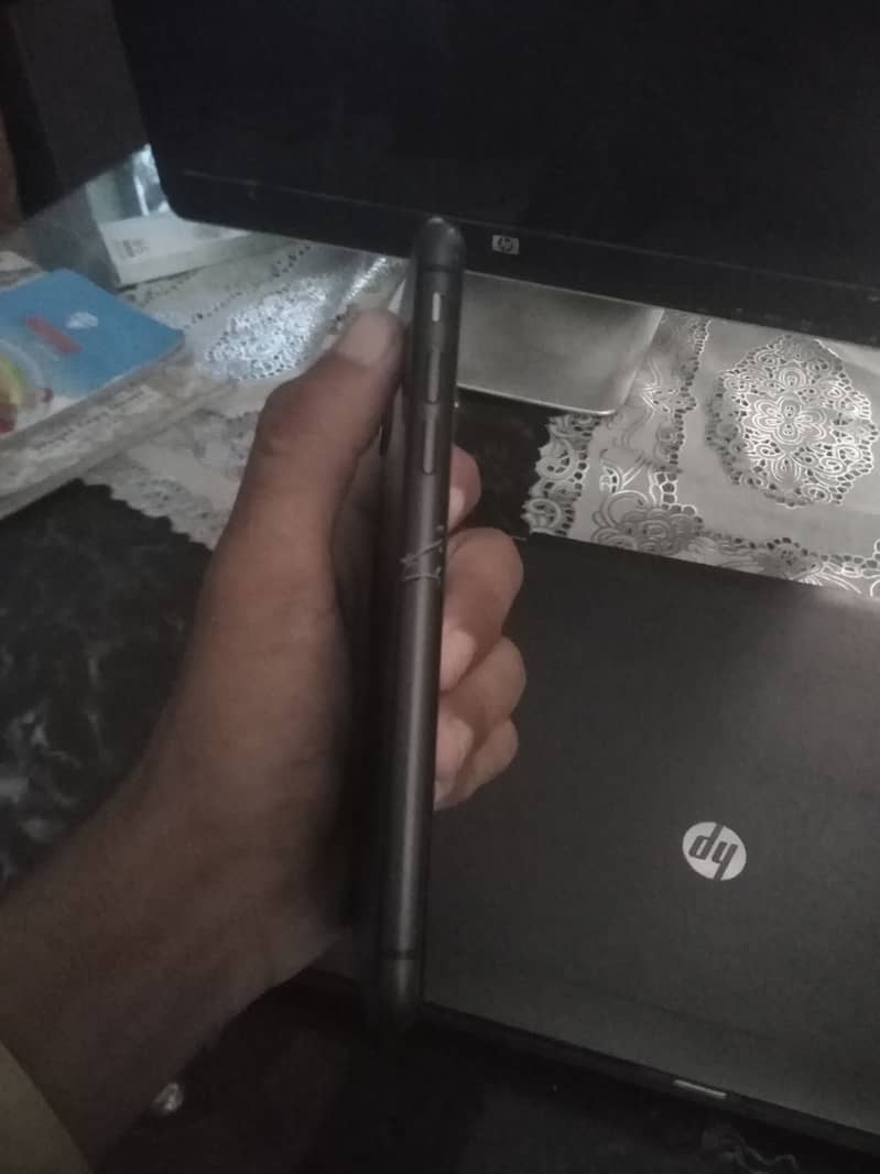 Apple iPhone 11 2