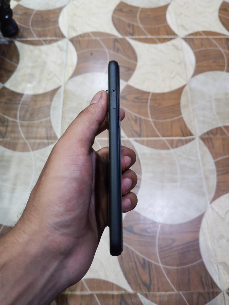Google Pixel 4 7