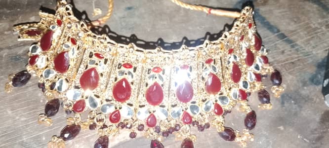 Jewelley set use but in good condition