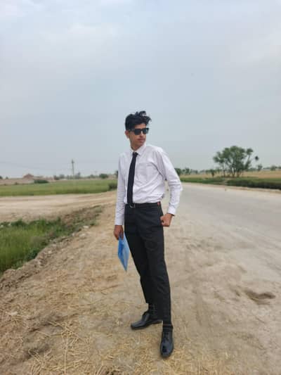 Need Job as a House Boy or Security Guard