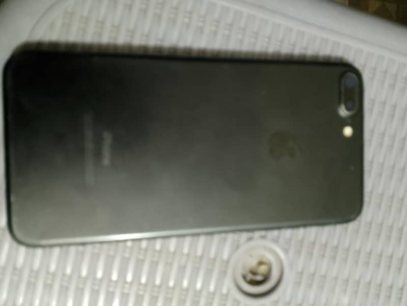 Apple iPhone 7 Plus 7