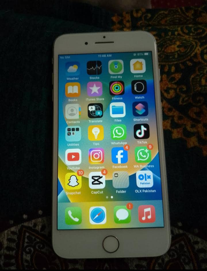 Apple iPhone 8 Plus 0