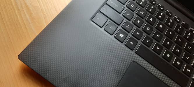 Dell XPS 7590  GASS PIECE VERY RARE CONDITION JUS LIKE  NEW  4K Touch
