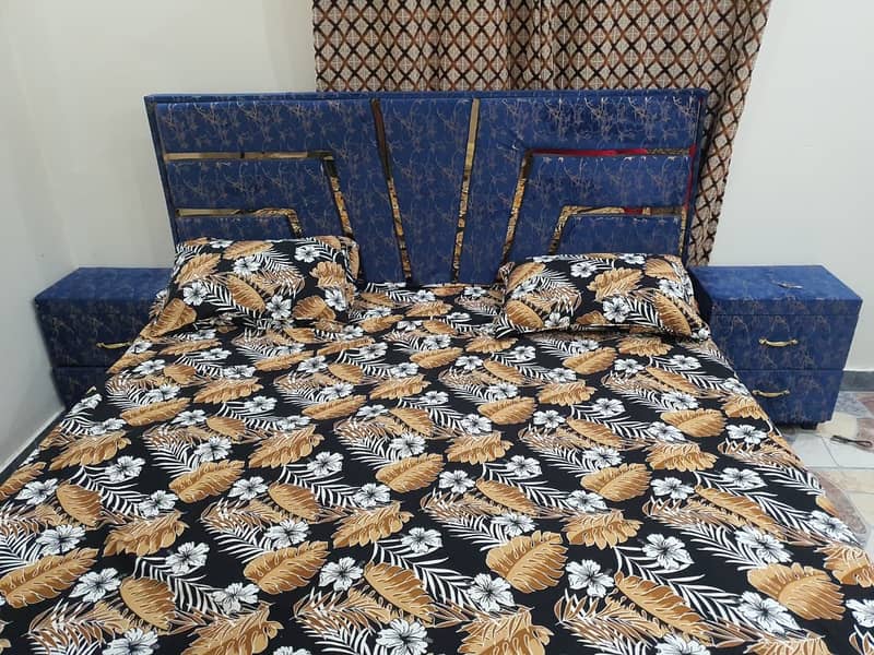 Bed end side tables 1