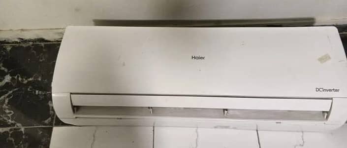 Haier 1.5 ton DC inverter heat and cool totally genuine luch condition