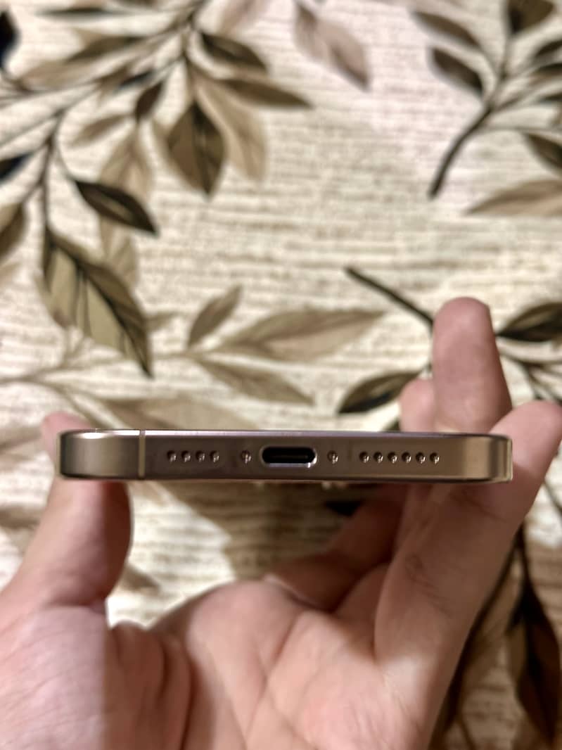 Iphone 16 pro max 1