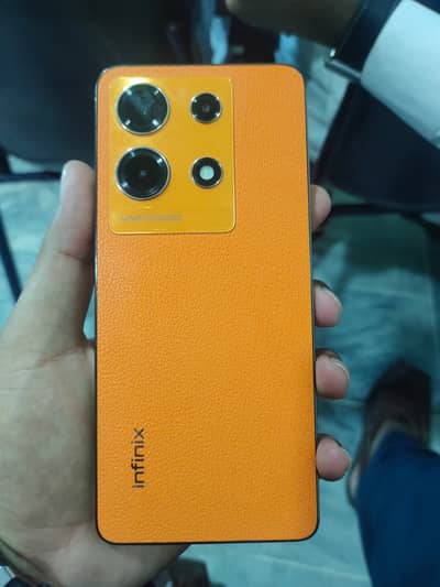 Infinix Note 30
