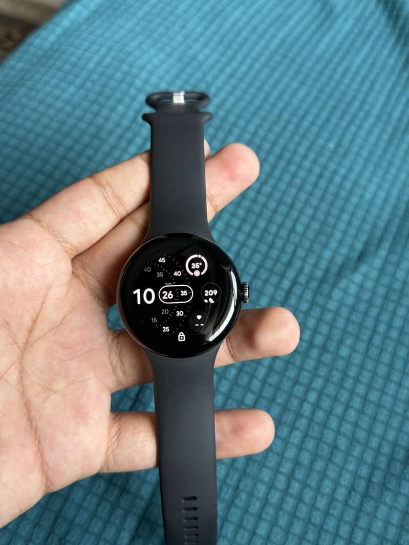 Google Pixel Watch (LTE) 4
