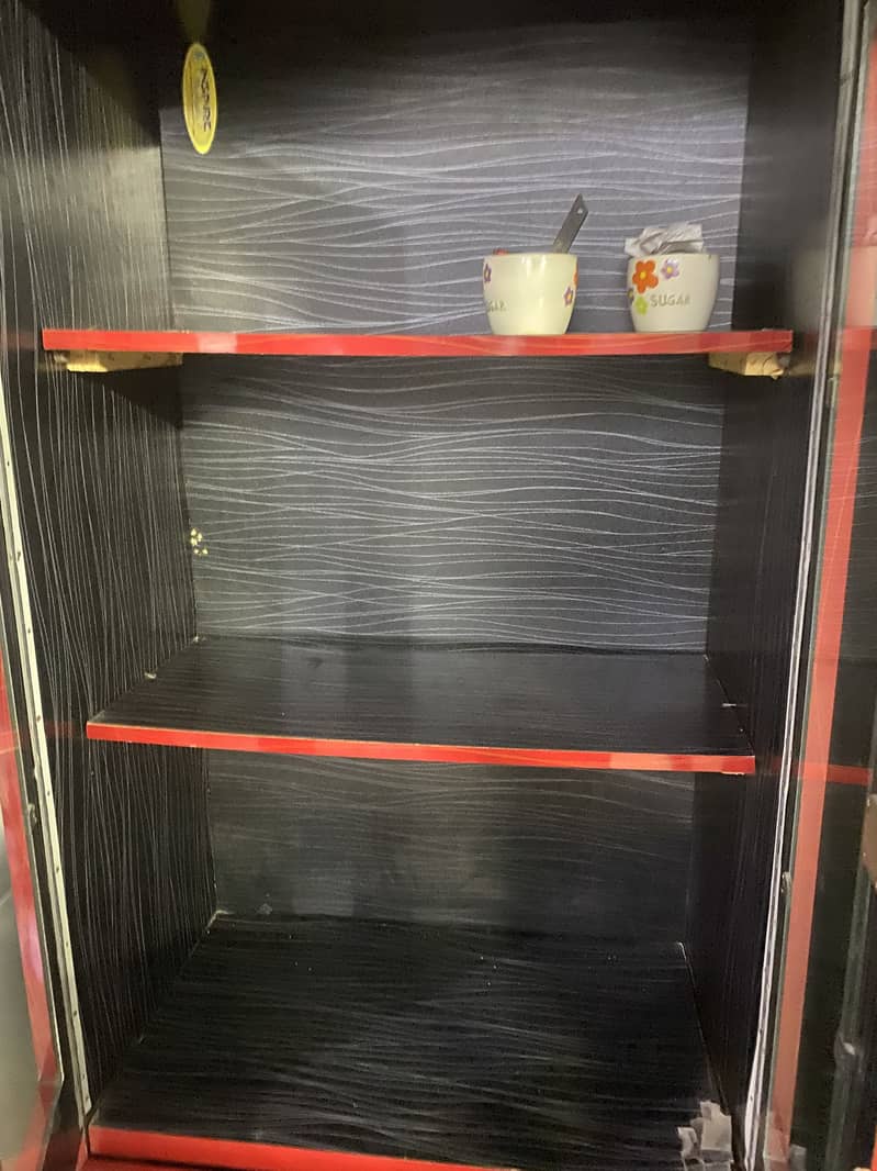 Divider 4