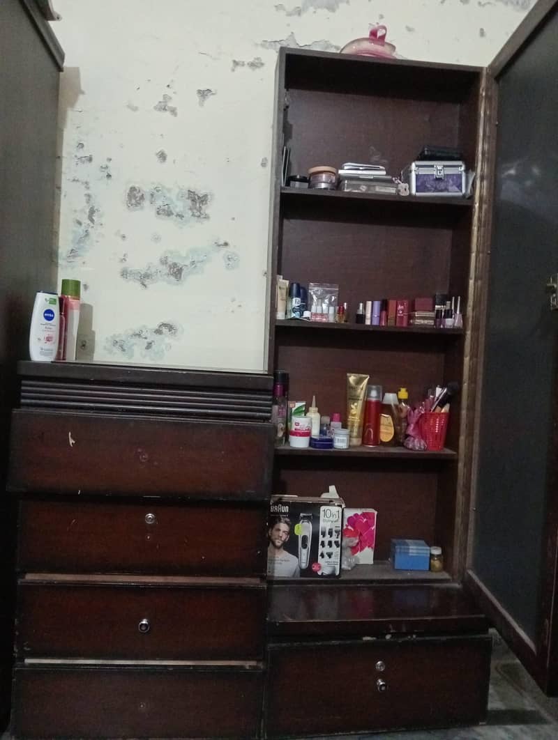 dressing table 1