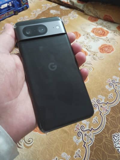 Google Pixel 8 (8GB/128GB) – Excellent Condition