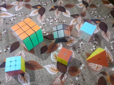 bundle of 7 rubik's cube