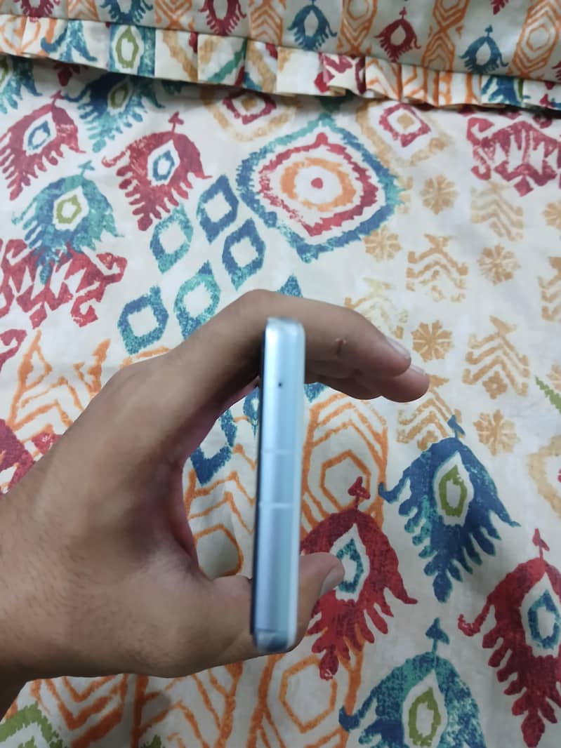 Google Pixel 7a 3