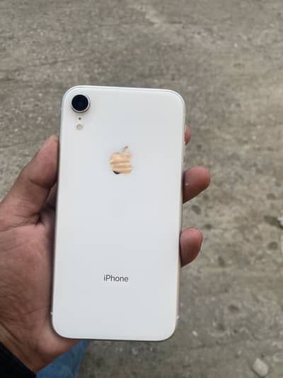 Apple iPhone XR