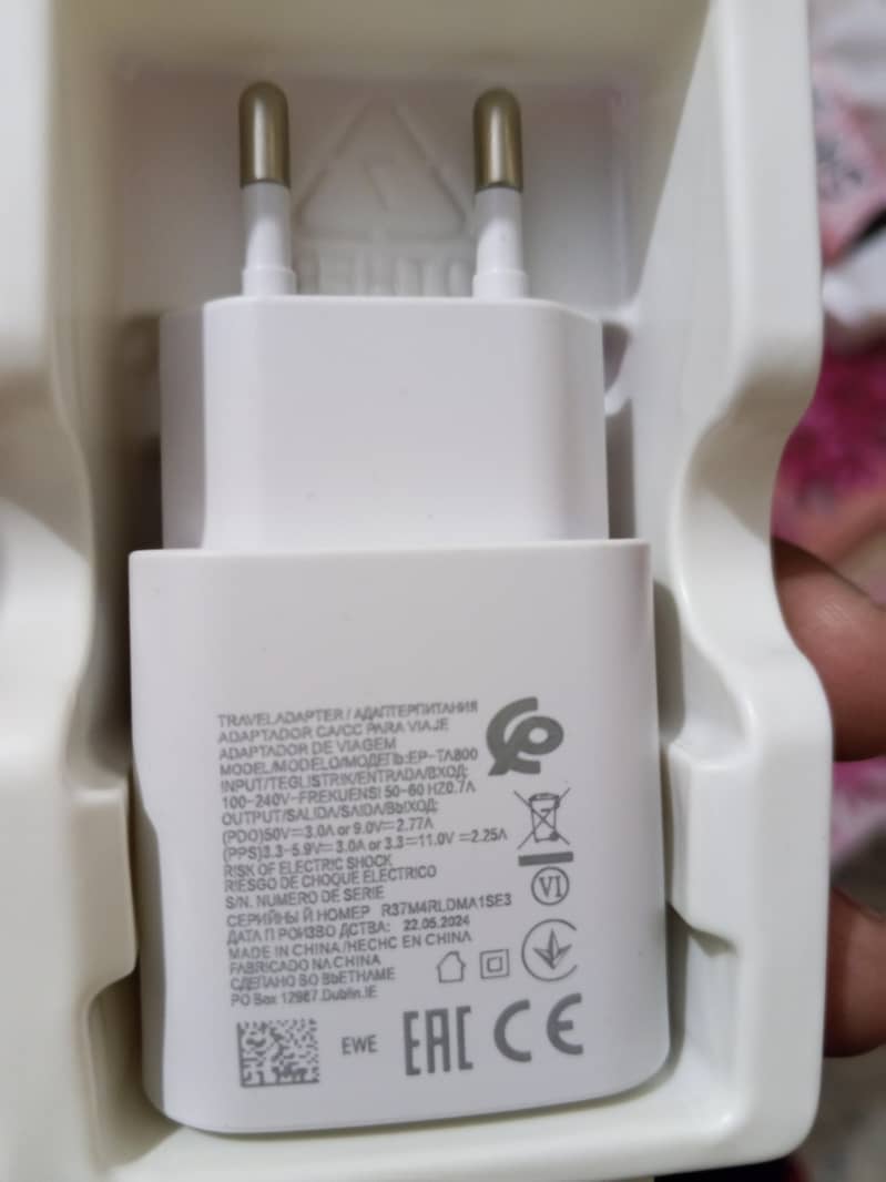Samsung adapter 1