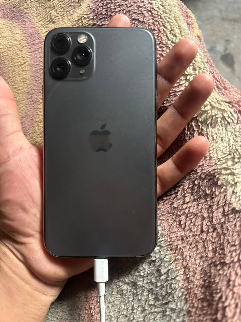 Apple iPhone 11 1