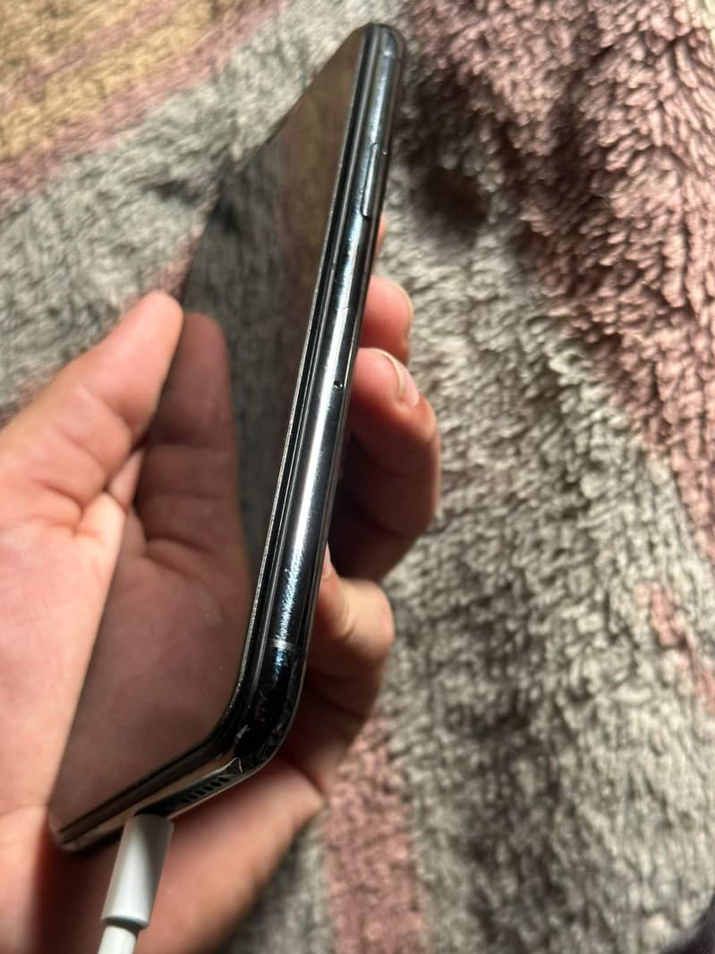 Apple iPhone 11 5