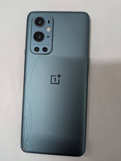 One Plus 9 Pro 12Gb Ram 256gb storage