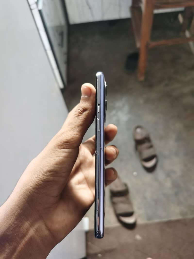 One Plus 9 6