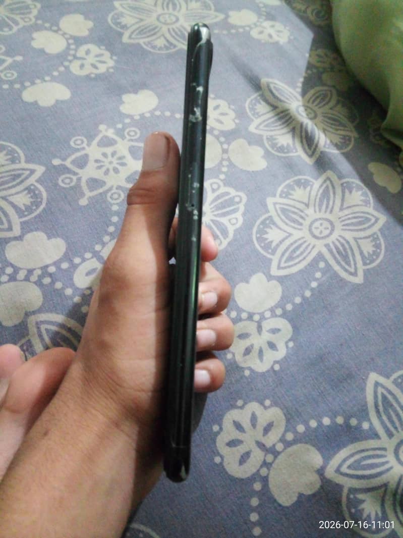 Apple iPhone 7 Plus 1