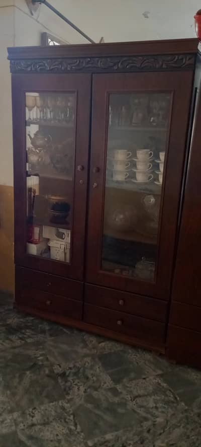 Crockery cabinet