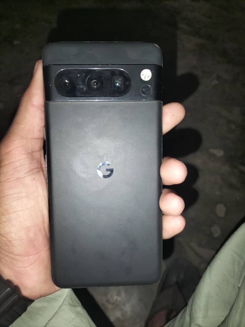Google Pixel 8 Pro 2