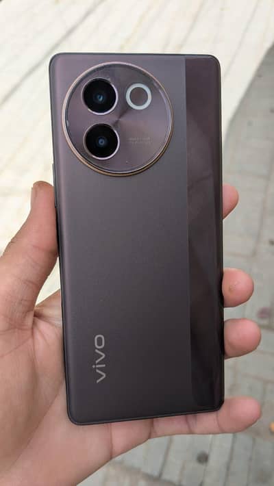 Vivo V30e