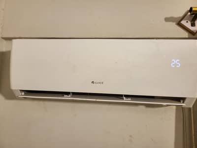 Gree 1.5 Ton Inverter AC