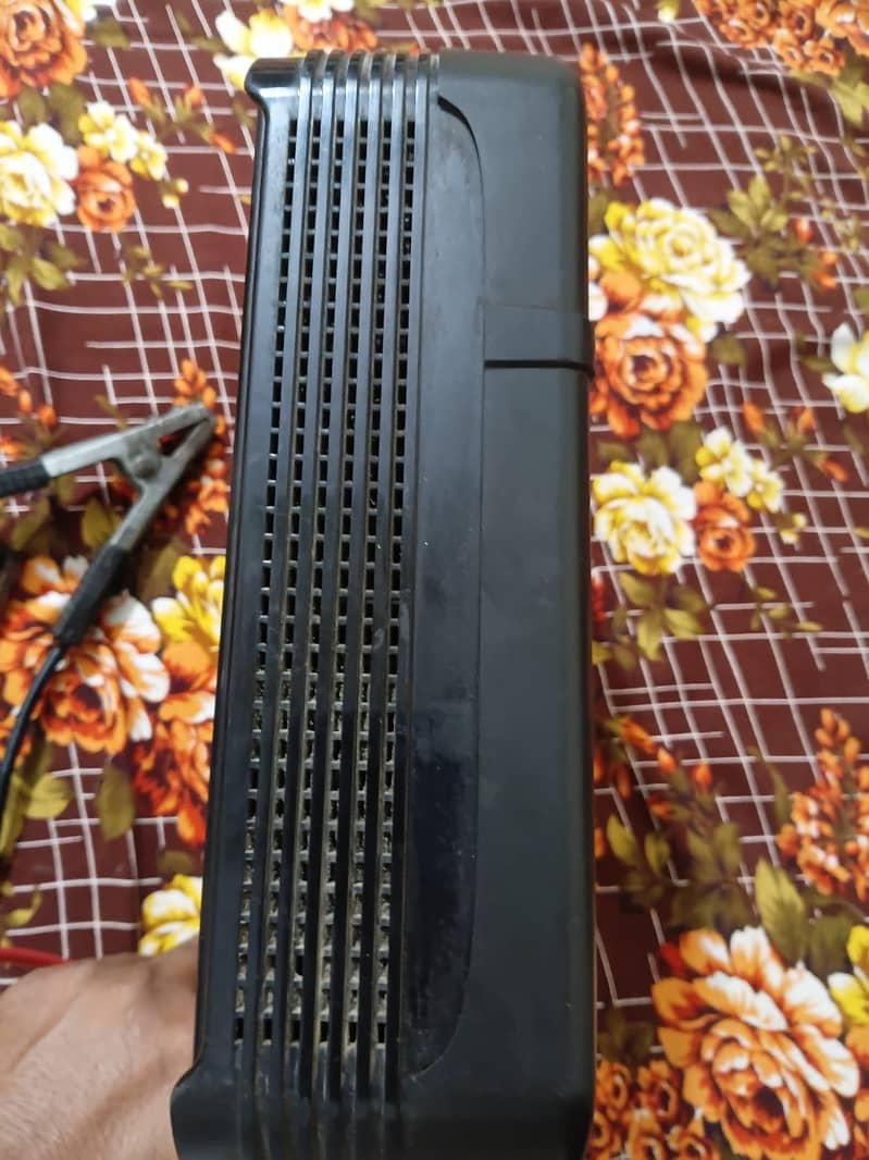 Ups 2 battery 3