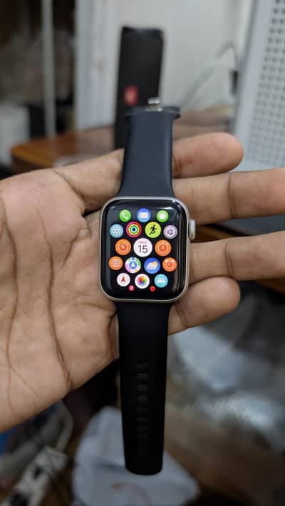 Apple | Watch SE | 2ndGen | 40mm | GPS | 94% BH | Charger | 32GB