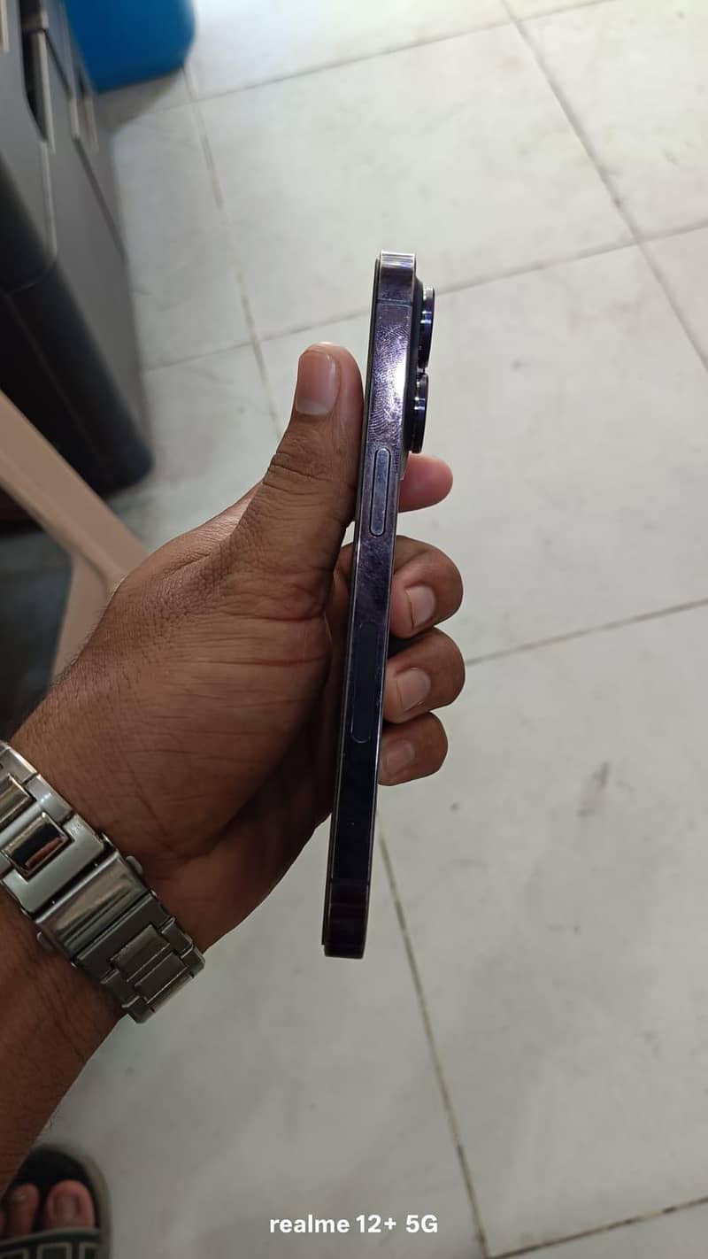 Apple iPhone 14 Pro 1