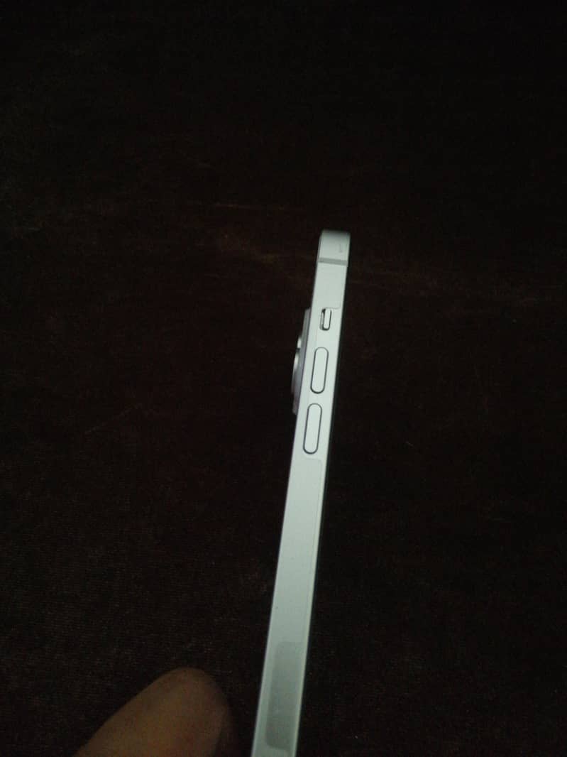 Apple iPhone 14 2
