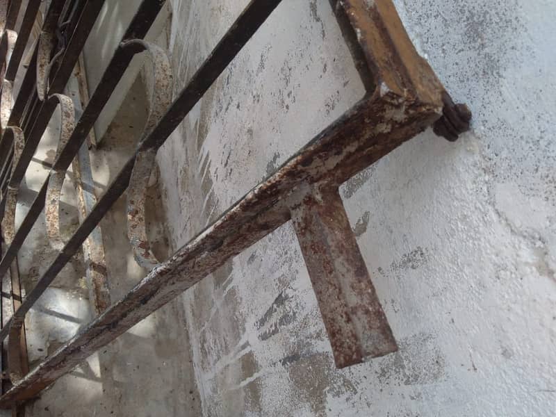 Iron window 1