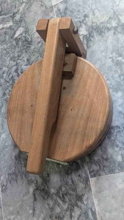 Wooden Roti Press (Roti Maker)