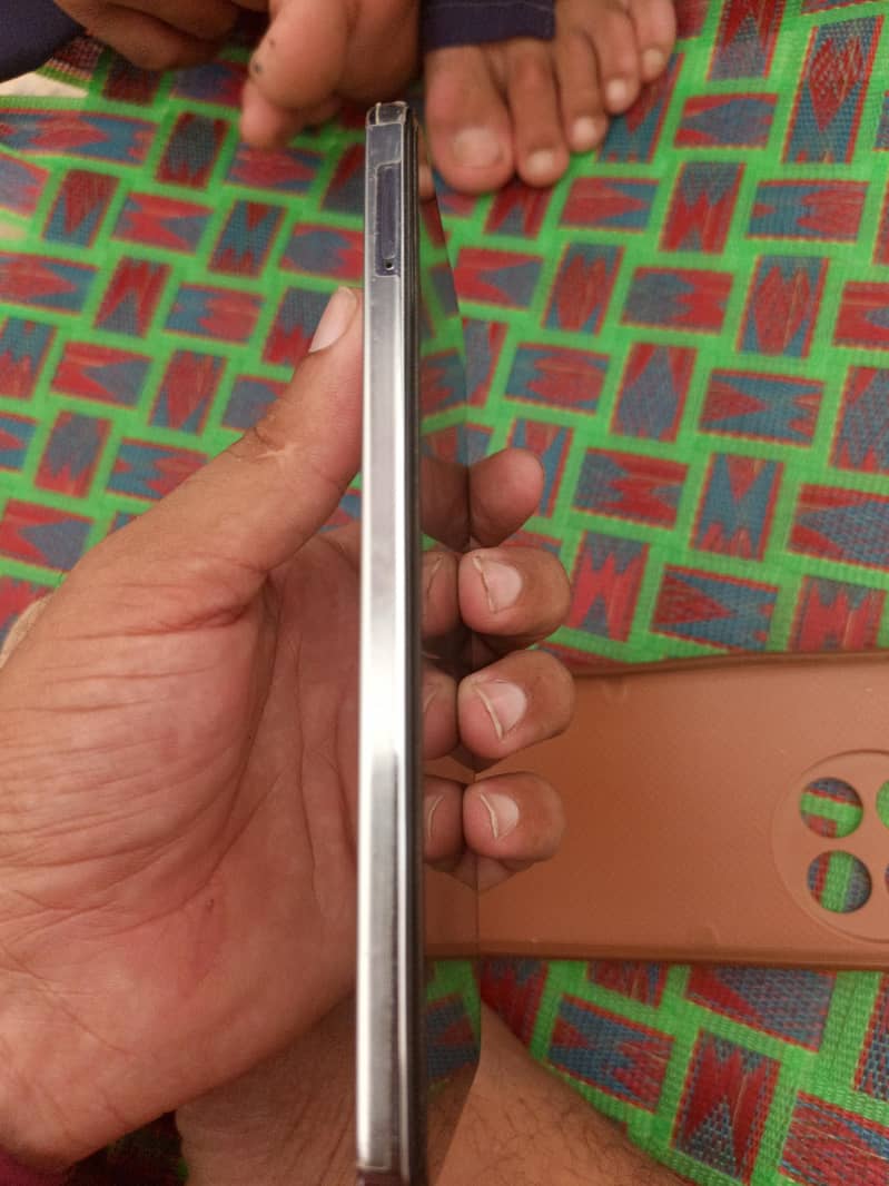 tecno camon 30 pro 3