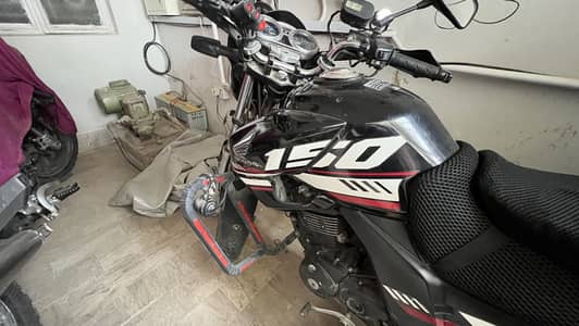 Honda CB 150F 2025(Complete Touring Package)