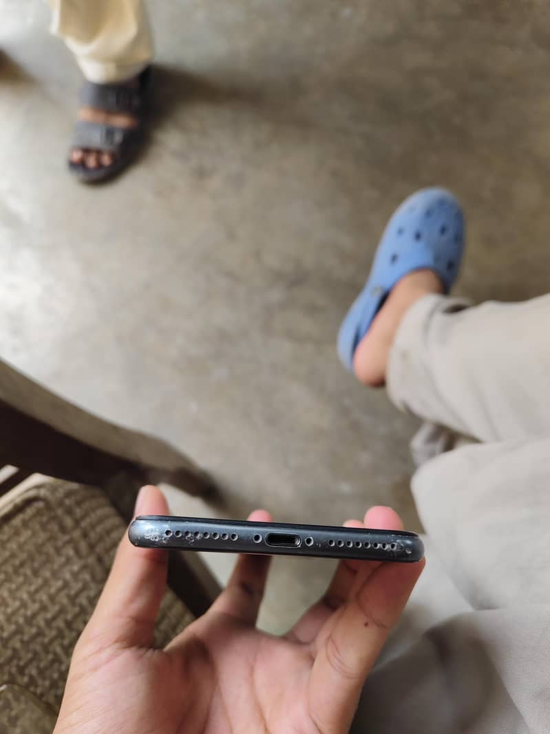 Apple iPhone 8 Plus 2