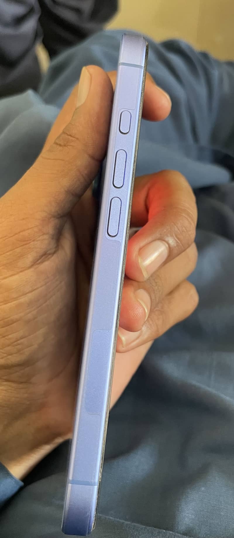 Apple iPhone 16 2