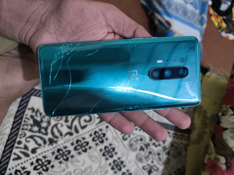 OnePlus 8 Pro 1